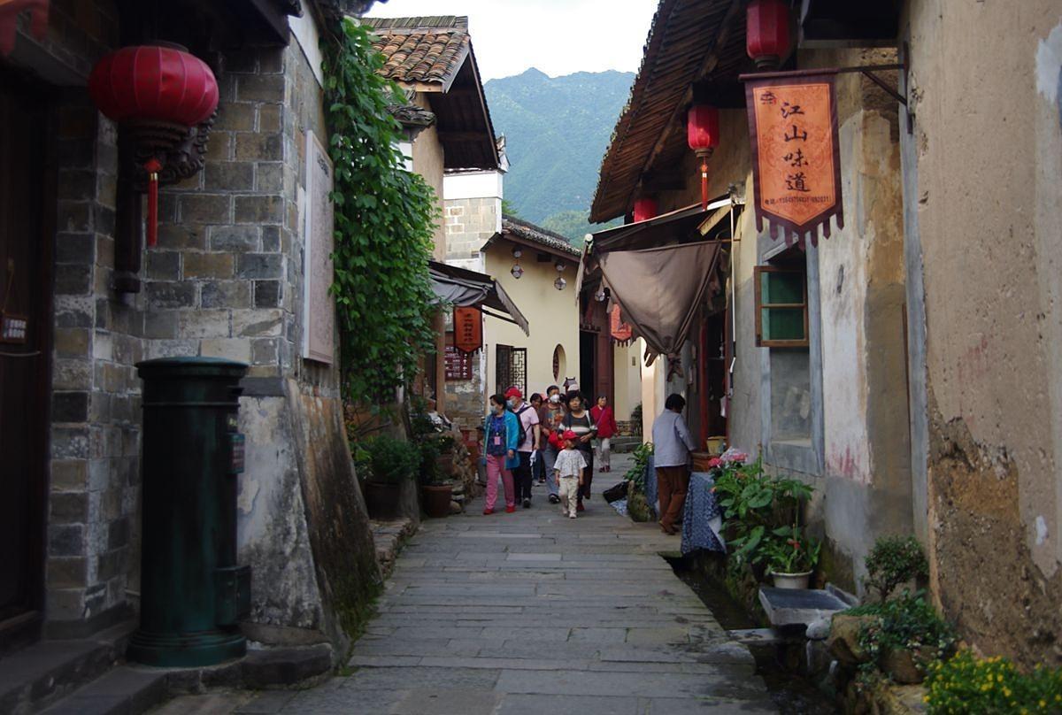 模拟山羊